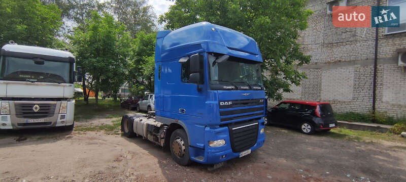 Тягач DAF XF 105 2007 в Харькове