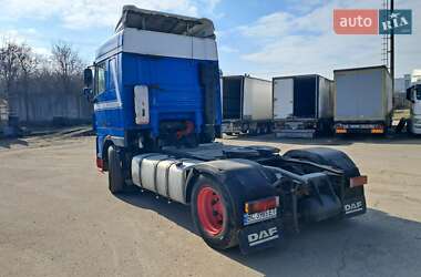 Тягач DAF XF 105 2010 в 