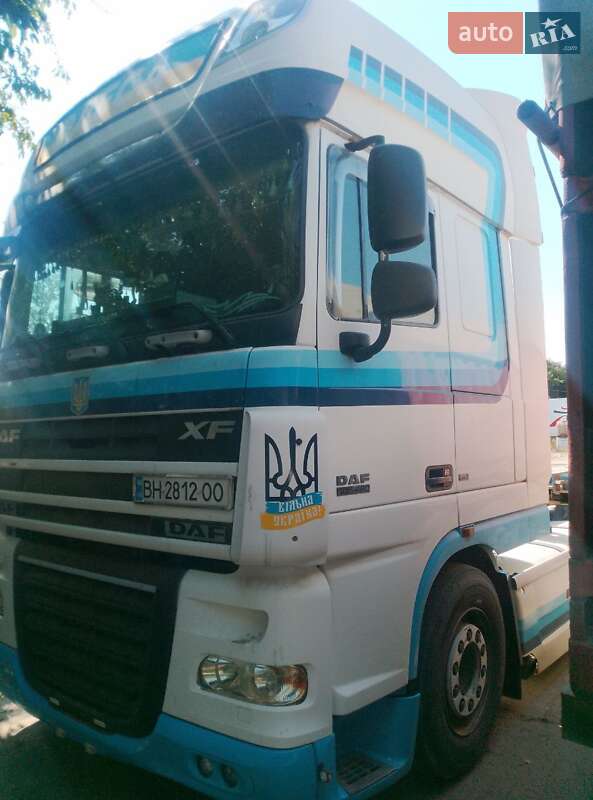 Зерновоз DAF XF 105 2009 в 