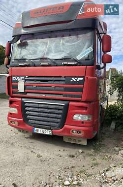 Тягач DAF XF 105 2008 в Дніпрі