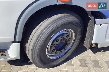 Тягач DAF XF 105 2012 в 