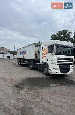 Зерновоз DAF XF 105 2012 в 