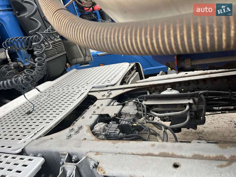 Тягач DAF XF 105 2013 в Полтаве