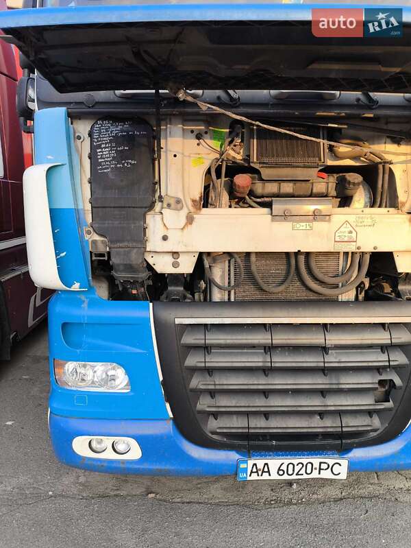 Тягач DAF XF 105 2007 в Киеве
