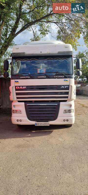 Тягач DAF XF 105 2007 в 