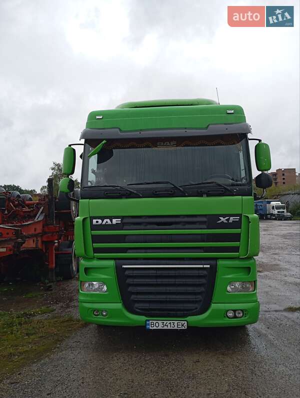 Тягач DAF XF 105 2012 в 
