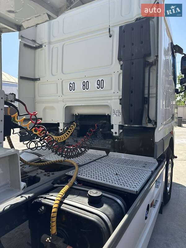 Тягач DAF XF 105 2009 в Ровно