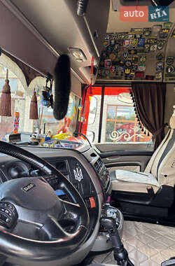 Тягач DAF XF 105 2013 в 
