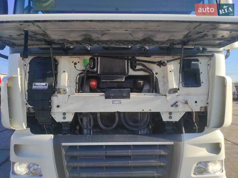 Тягач DAF XF 105 2011 в Львове