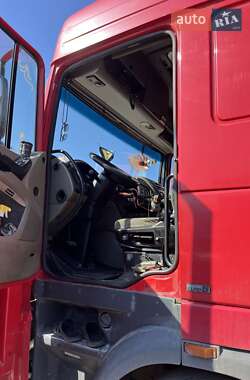 Грузовой фургон DAF XF 105 2006 в 