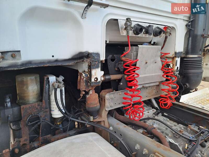 Тягач DAF XF 105 2010 в Черкассах