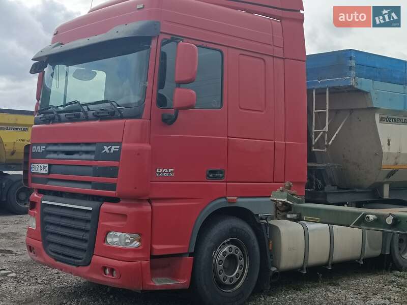 Тягач DAF XF 105 2012 в Одесі