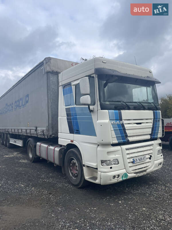 Тягач DAF XF 105 2011 в Дрогобичі