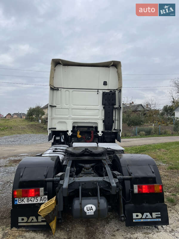Тягач DAF XF 105 2011 в Ровно