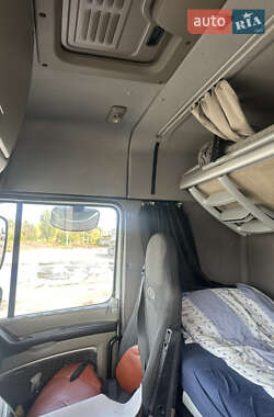 Тягач DAF XF 105 2010 в 