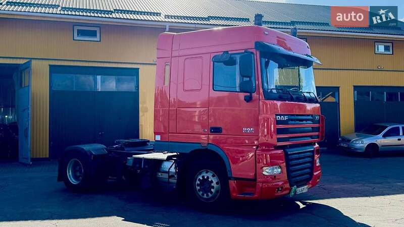 Тягач DAF XF 105 2011 в Черкасах