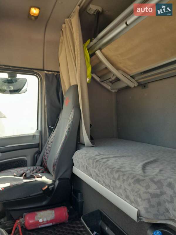 Тягач DAF XF 105 2007 в Одессе