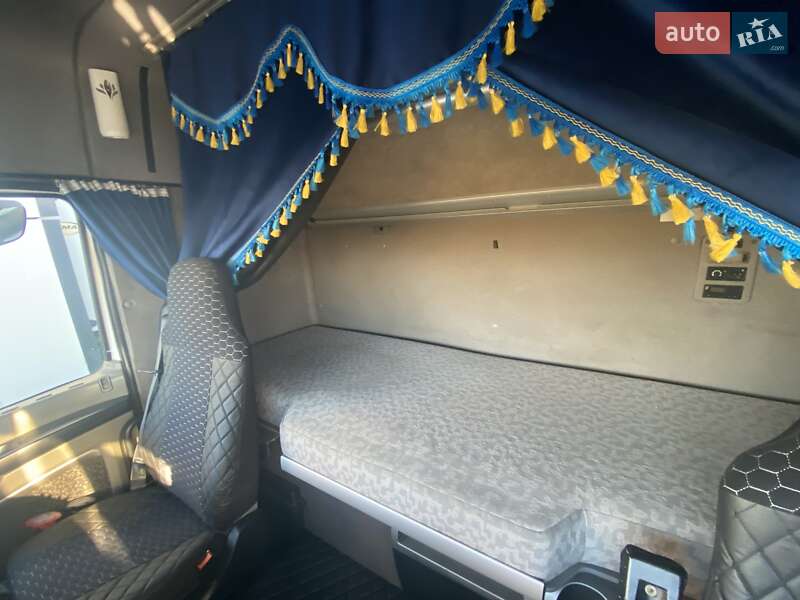 Тентованый DAF XF 105 2009 в Шепетовке