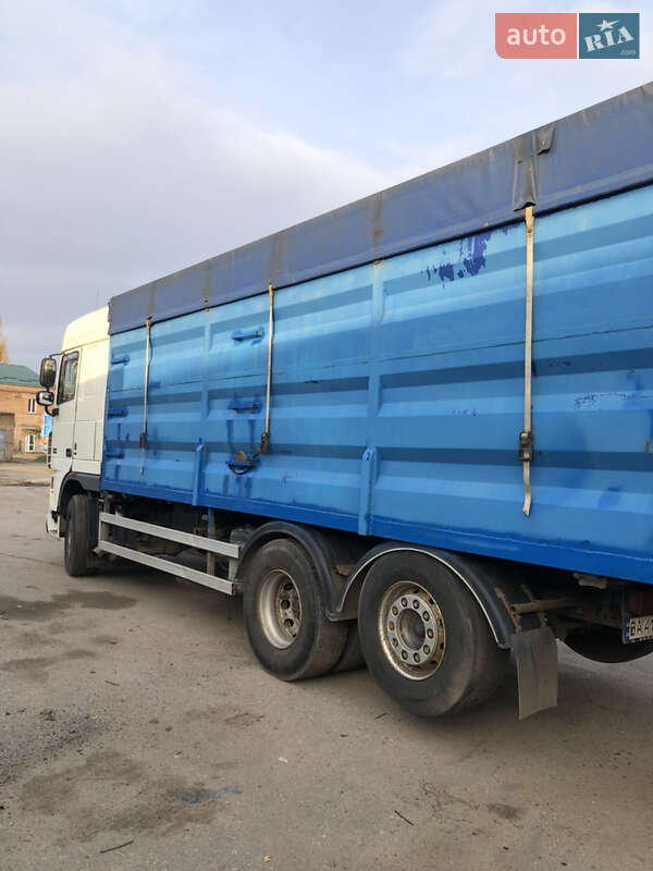 Контейнеровоз DAF XF 105 2008 в Кропивницком