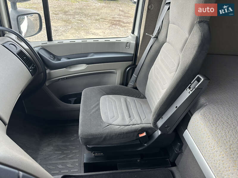 Тягач DAF XF 105 2010 в Хусті