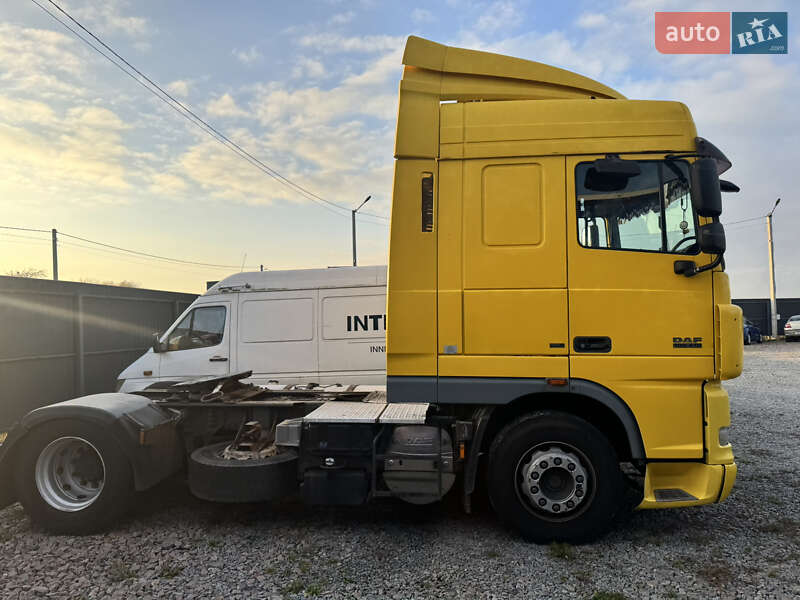 Тягач DAF XF 105 2008 в Ровно