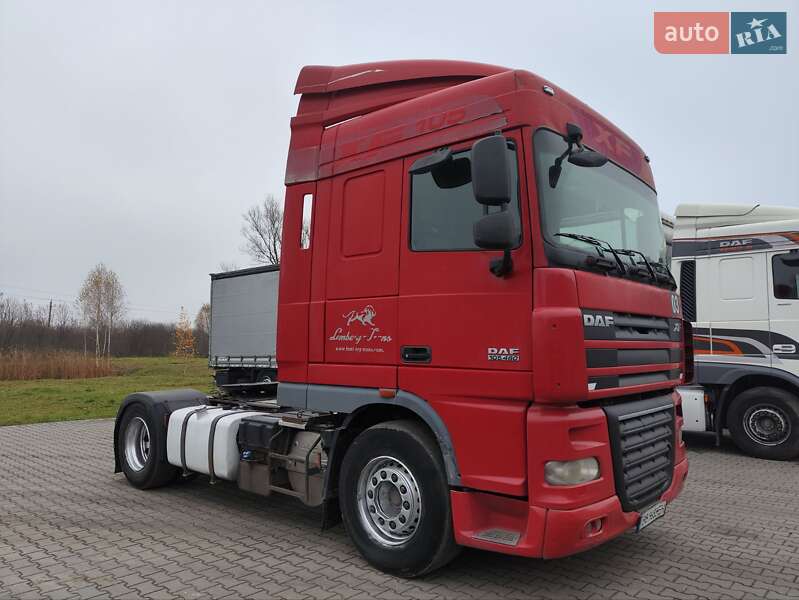 Тягач DAF XF 105 2010 в Городку