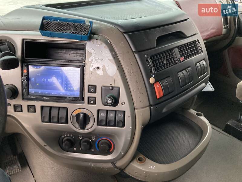 Тягач DAF XF 105 2007 в Кривому Розі