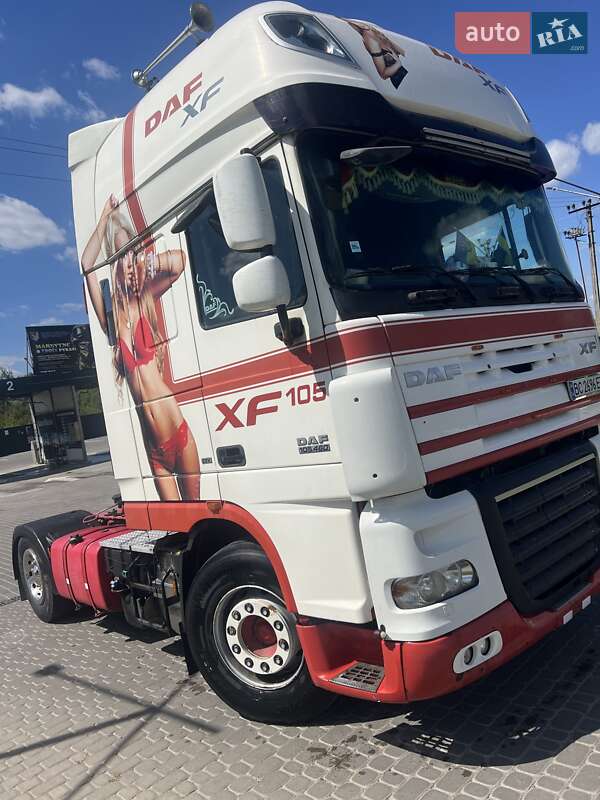 Тягач DAF XF 105 2009 в Жовкві