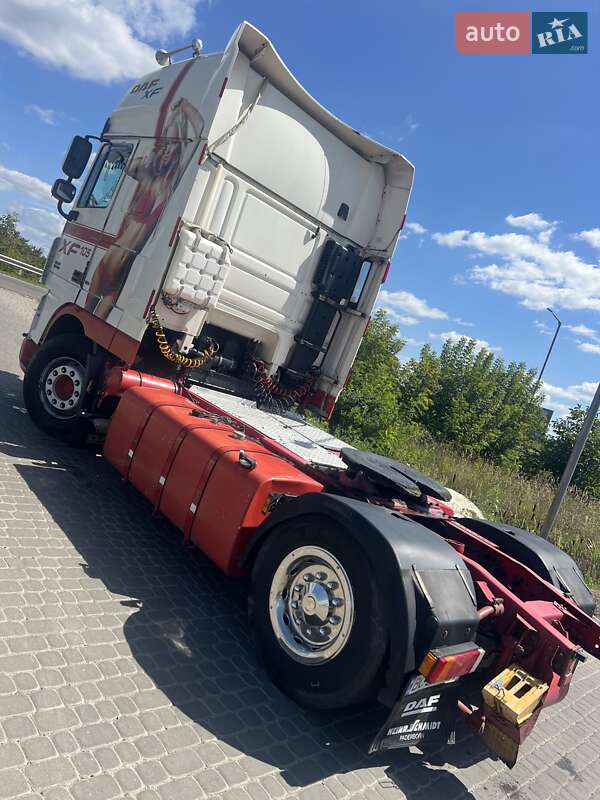 Тягач DAF XF 105 2009 в Жовкві