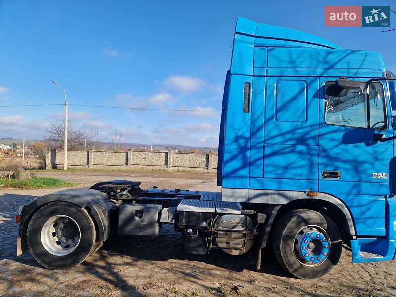 Тягач DAF XF 105 2010 в Ровно
