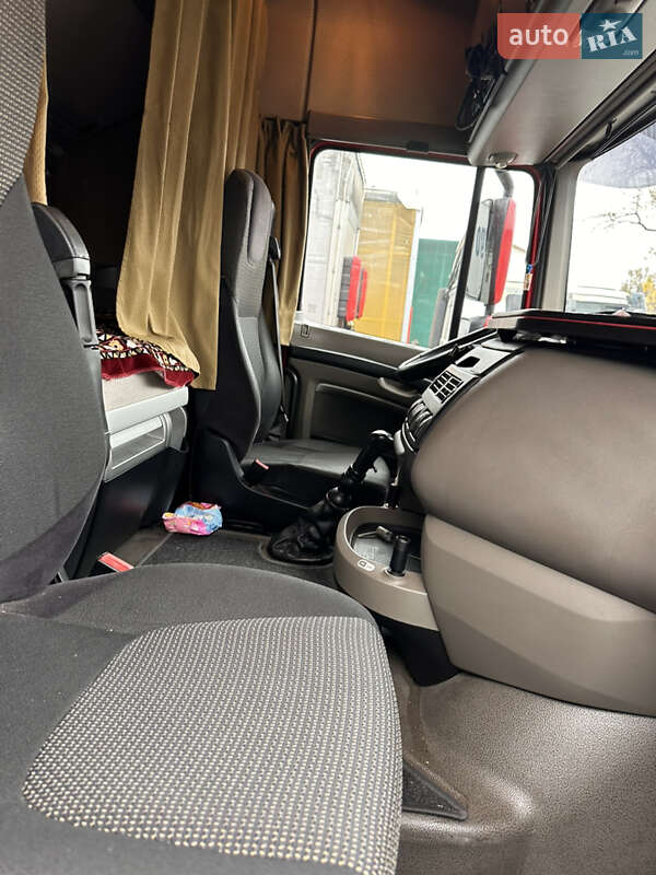 Тягач DAF XF 105 2013 в Днепре