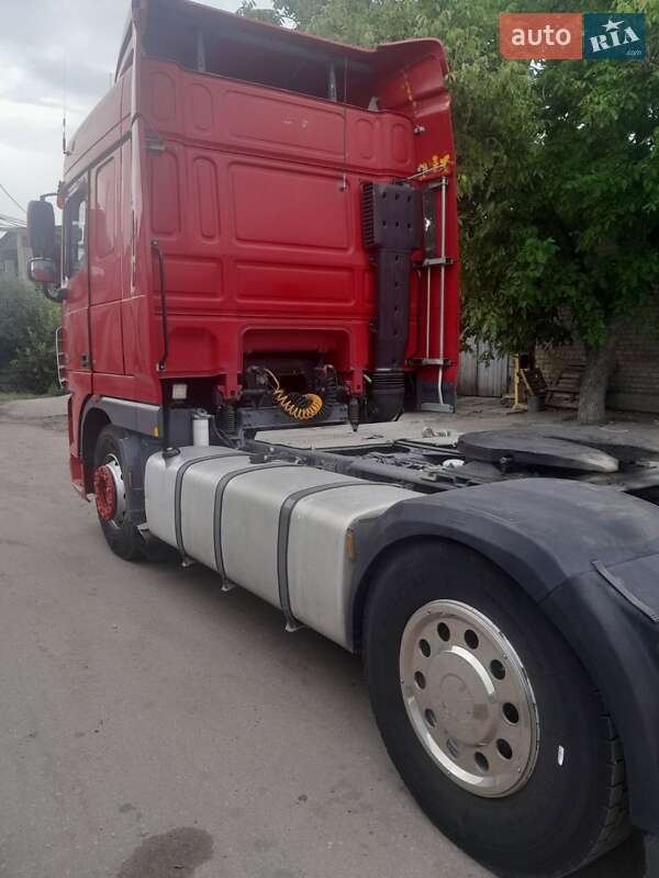 Тягач DAF XF 105 2006 в Павлограде