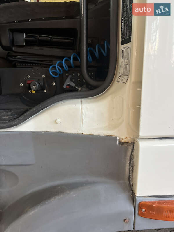 Тягач DAF XF 105 2010 в Чернигове