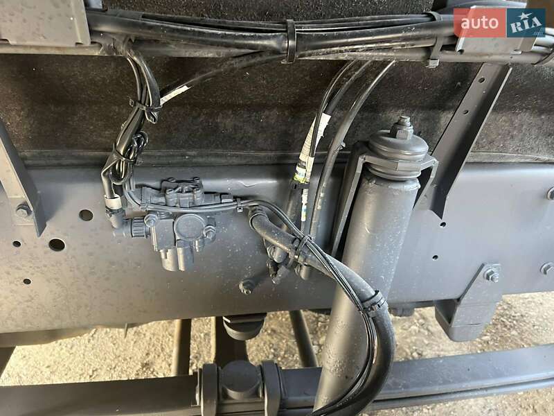 Тягач DAF XF 105 2012 в Киеве