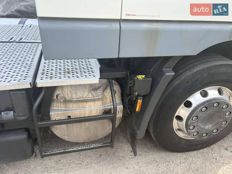 Тягач DAF XF 105 2012 в Киеве