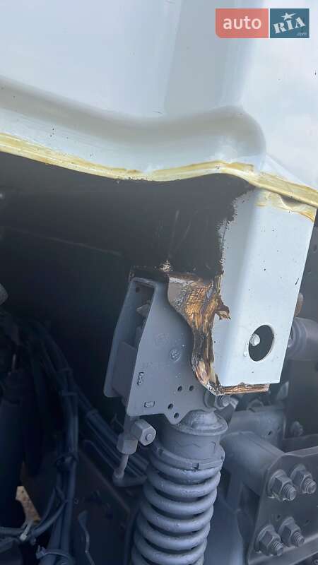 Тягач DAF XF 105 2012 в Киеве