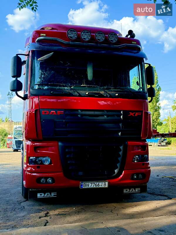 Тягач DAF XF 105 2007 в Одессе
