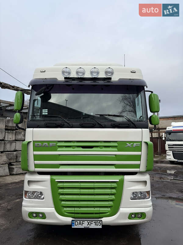 Тягач DAF XF 105 2012 в Черкасах