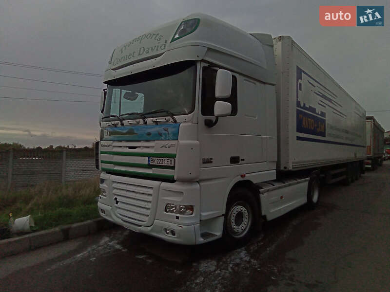 Тягач DAF XF 105 2008 в Ровно