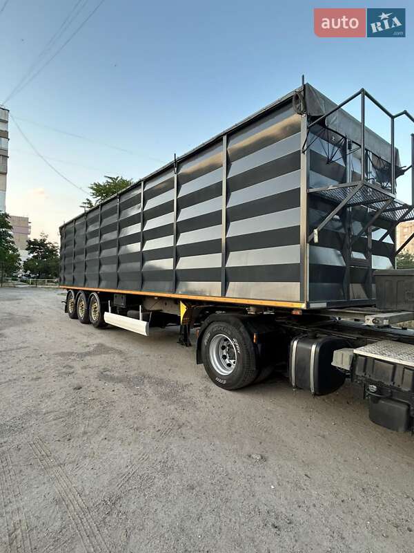 Самосвал DAF XF 105 2008 в Запорожье