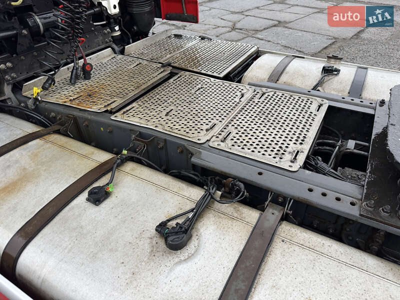 Тягач DAF XF 105 2009 в Одессе