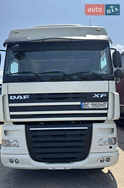 Тягач DAF XF 105 2011 в Шептицькому