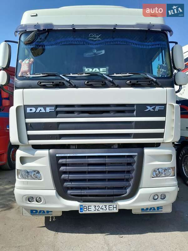 Зерновоз DAF XF 105 2012 в Миколаєві