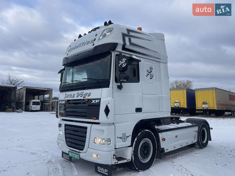 Тягач DAF XF 105 2013 в Вінниці