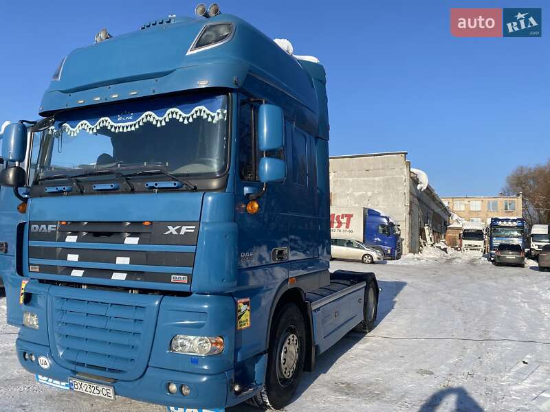 Тягач DAF XF 105 2010 в Хмельницком