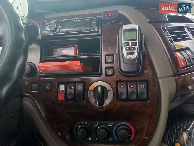 Тягач DAF XF 105 2008 в Луцке фото 10 Тягач DAF XF 105 2008 в Луцке