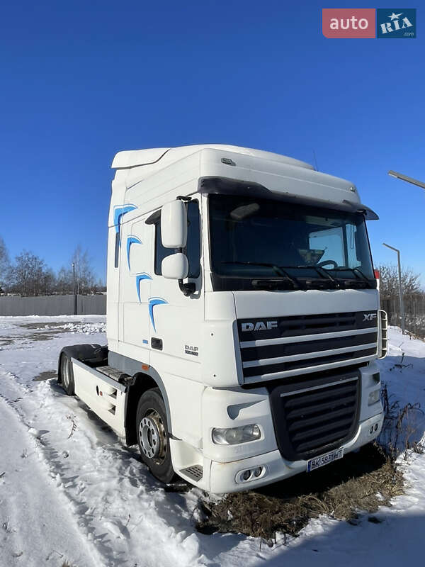 Тягач DAF XF 105 2013 в Ровно