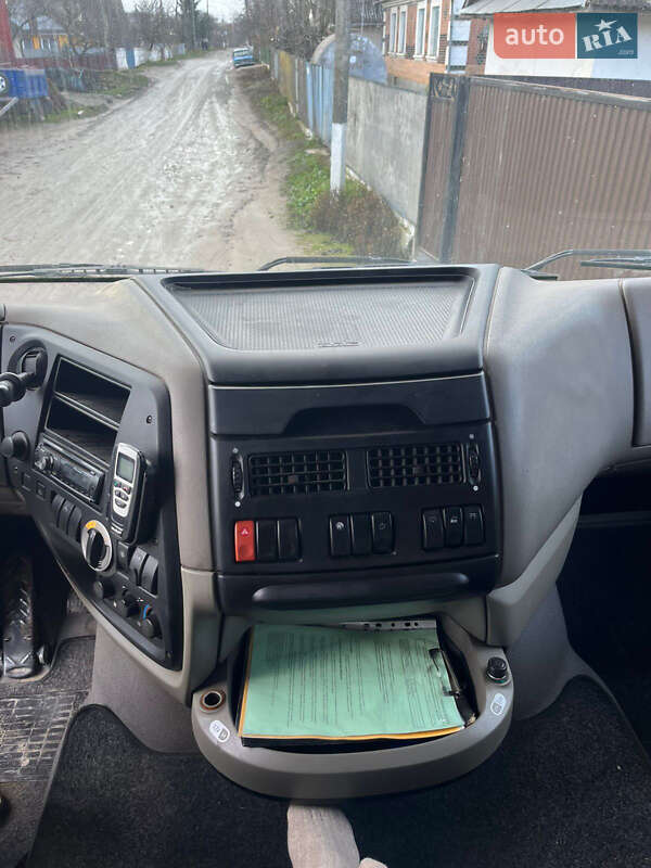 Тягач DAF XF 105 2009 в Теофиполе