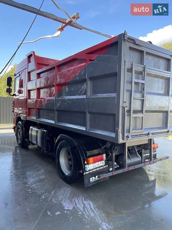 Самосвал DAF XF 105 2009 в Борисполе