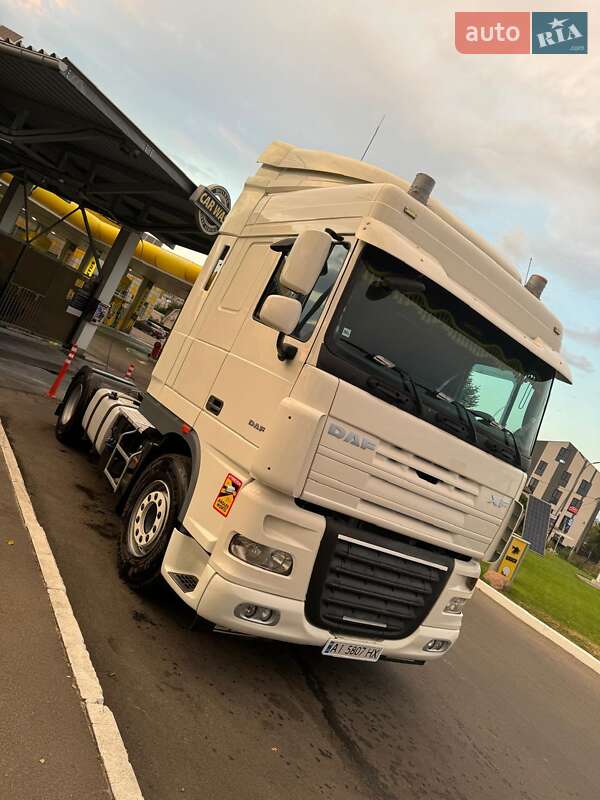 Тягач DAF XF 105 2011 в Киеве